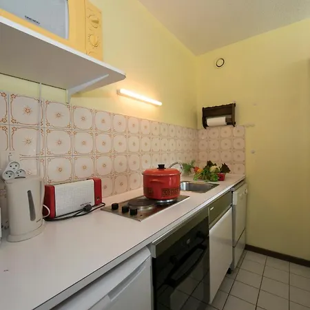 Apartment Coeur 5 *
